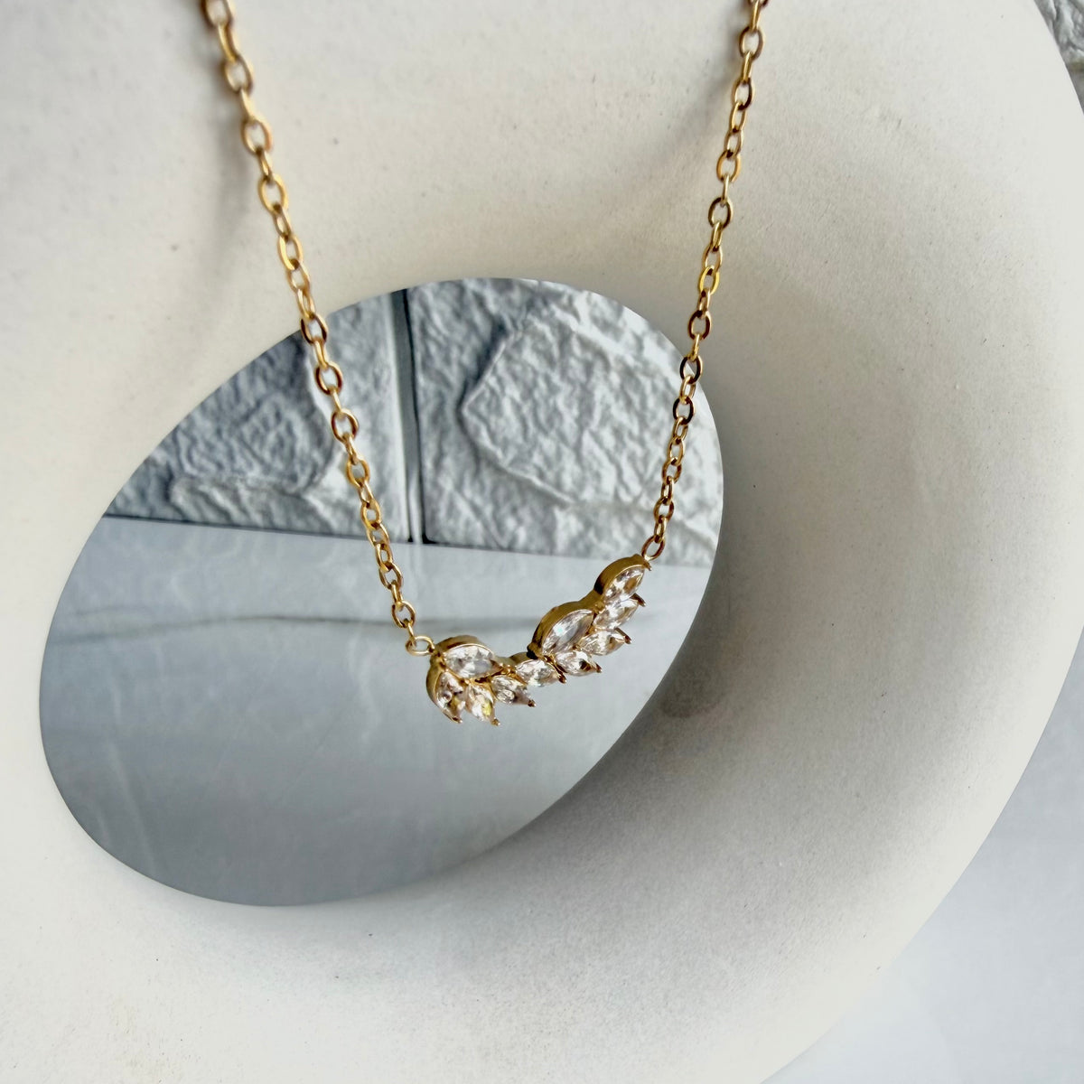 Daphne Necklace