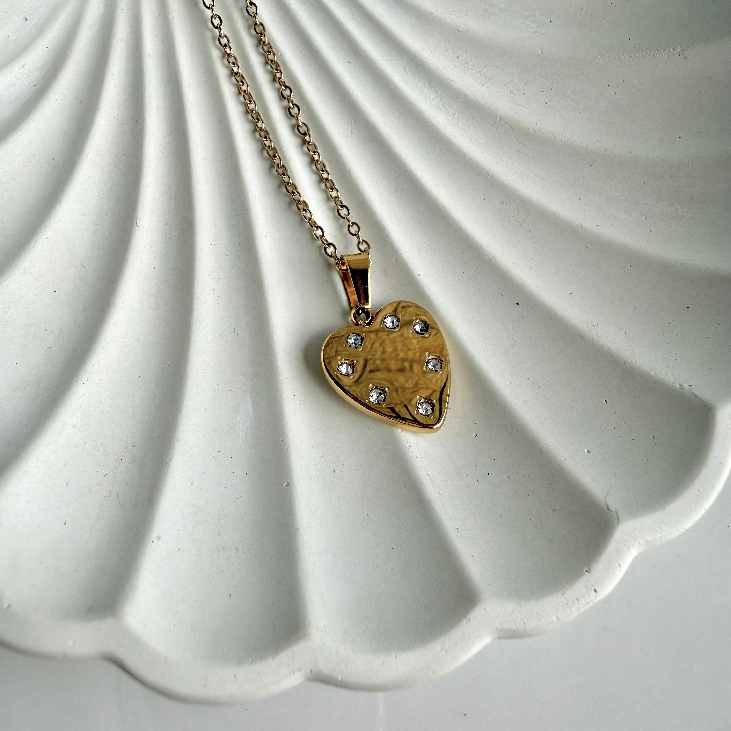 Amara Necklace