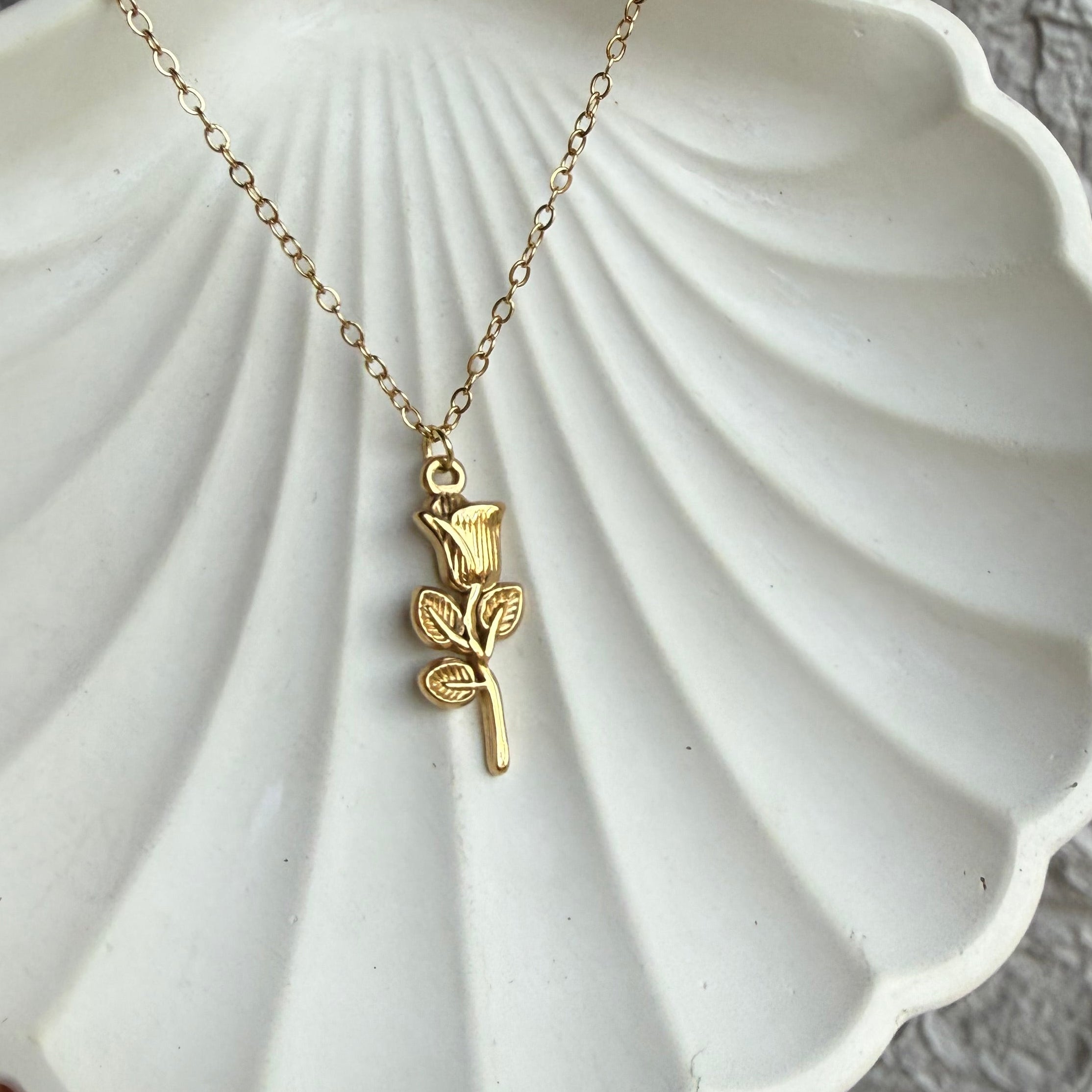 Roslyn Necklace