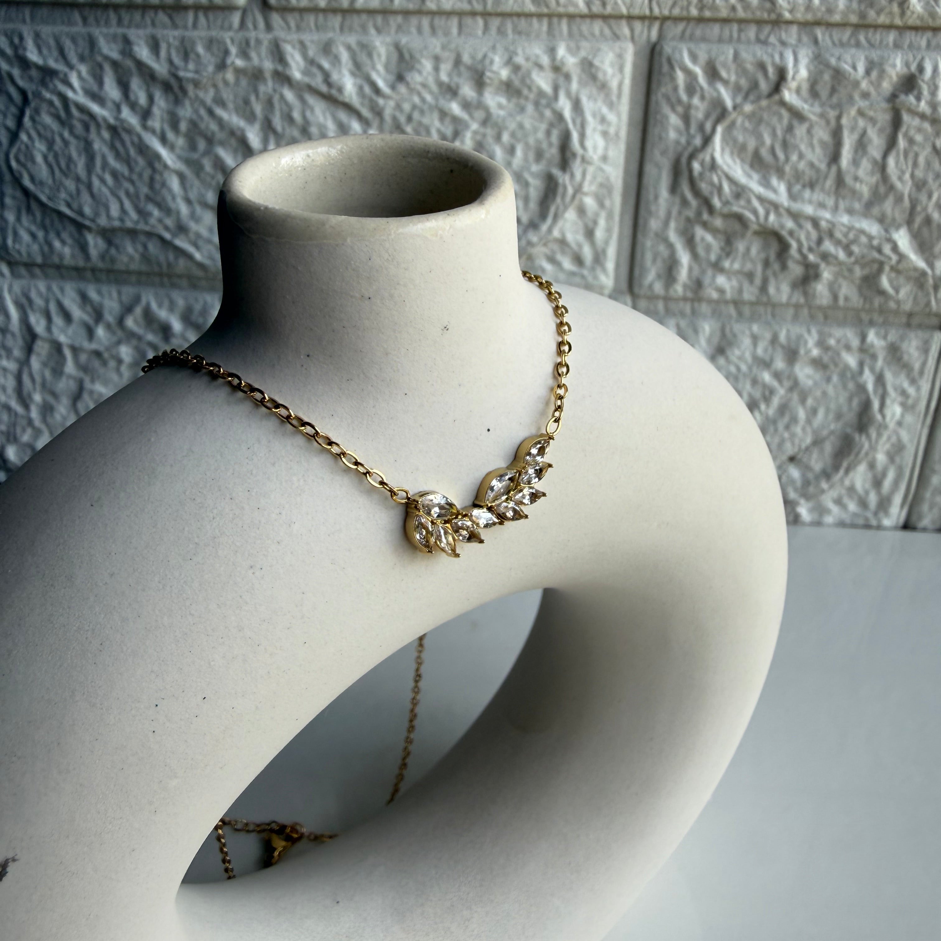Daphne Necklace